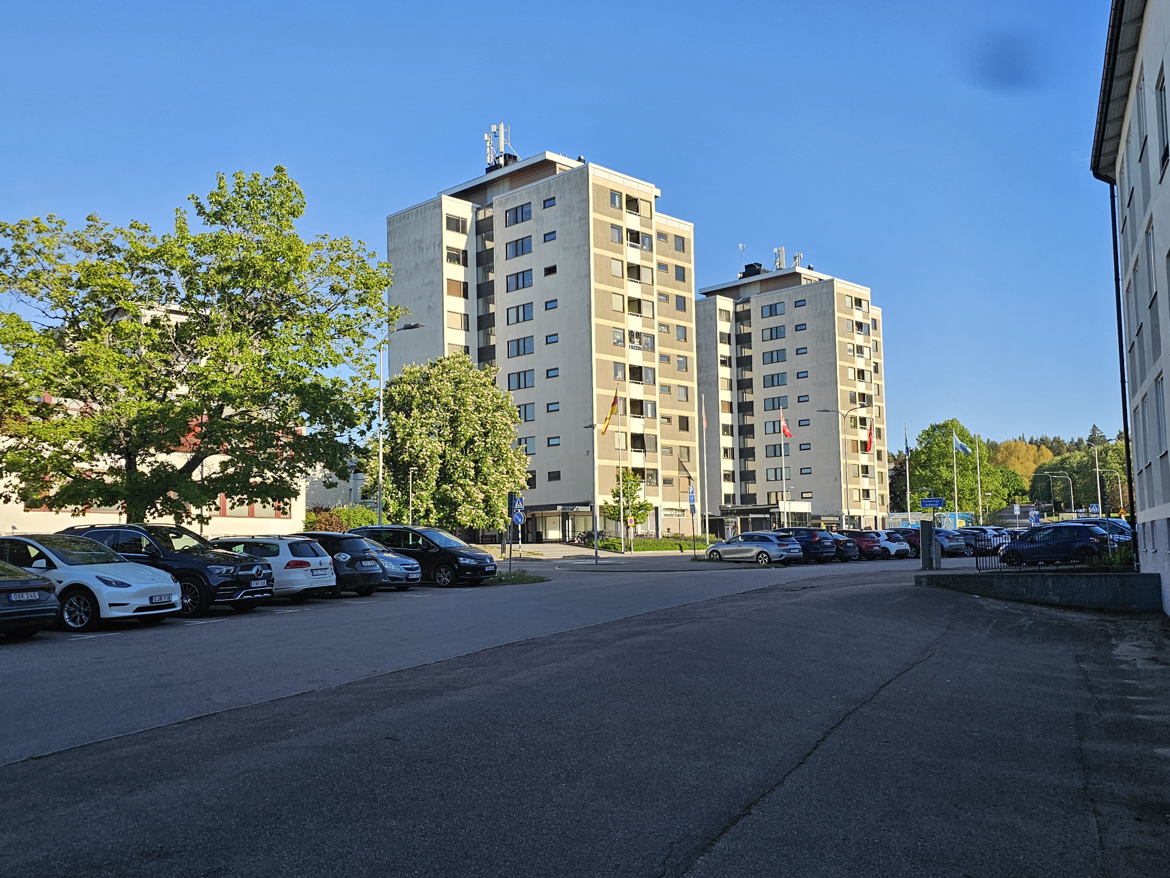 Kliniken sett från vägen